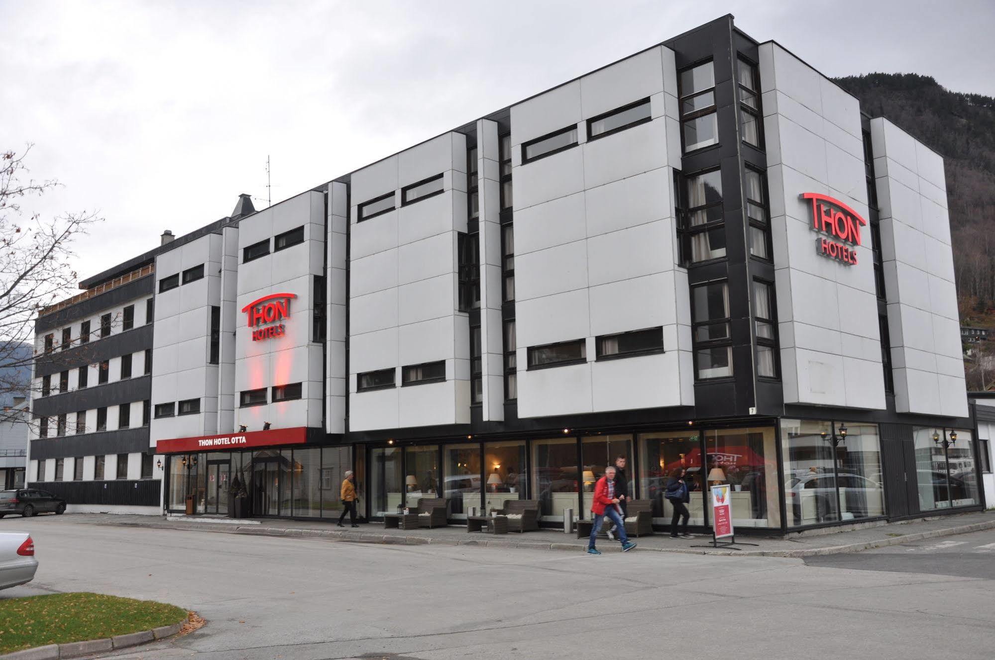 Thon Partner Hotel أوتا المظهر الخارجي الصورة